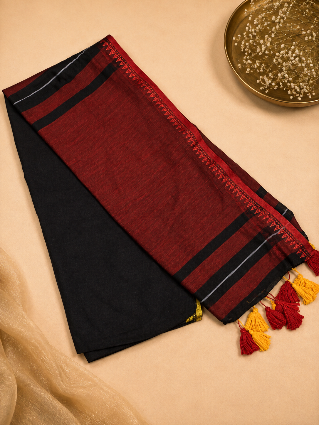 Mulcotton Saree - Red & Black