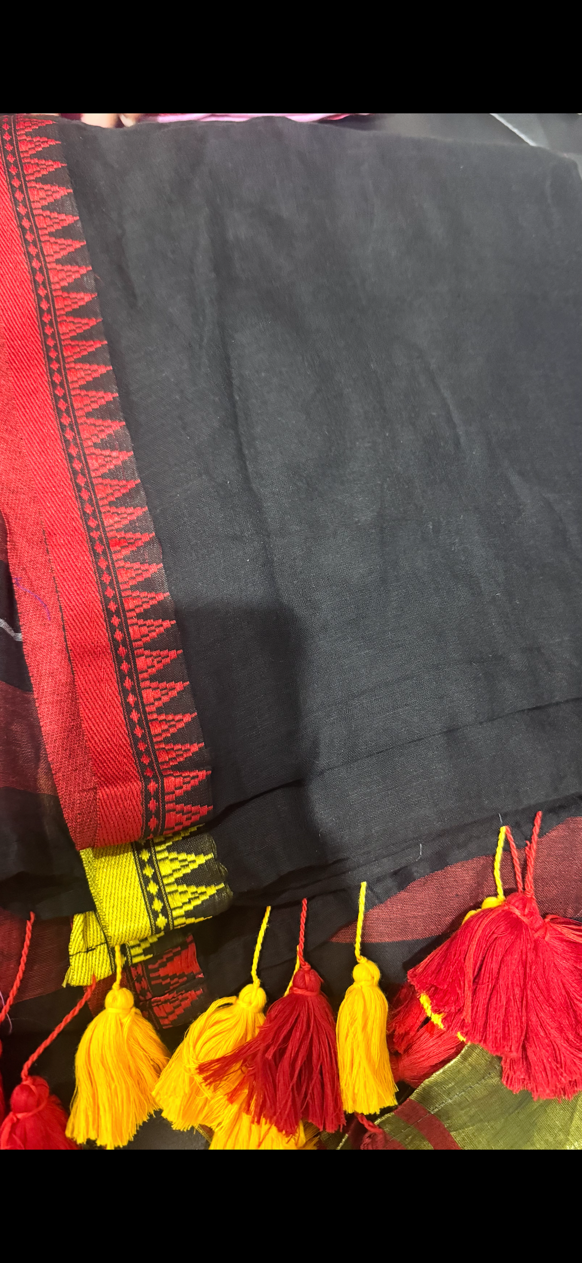 Mulcotton Saree - Black & Yellow