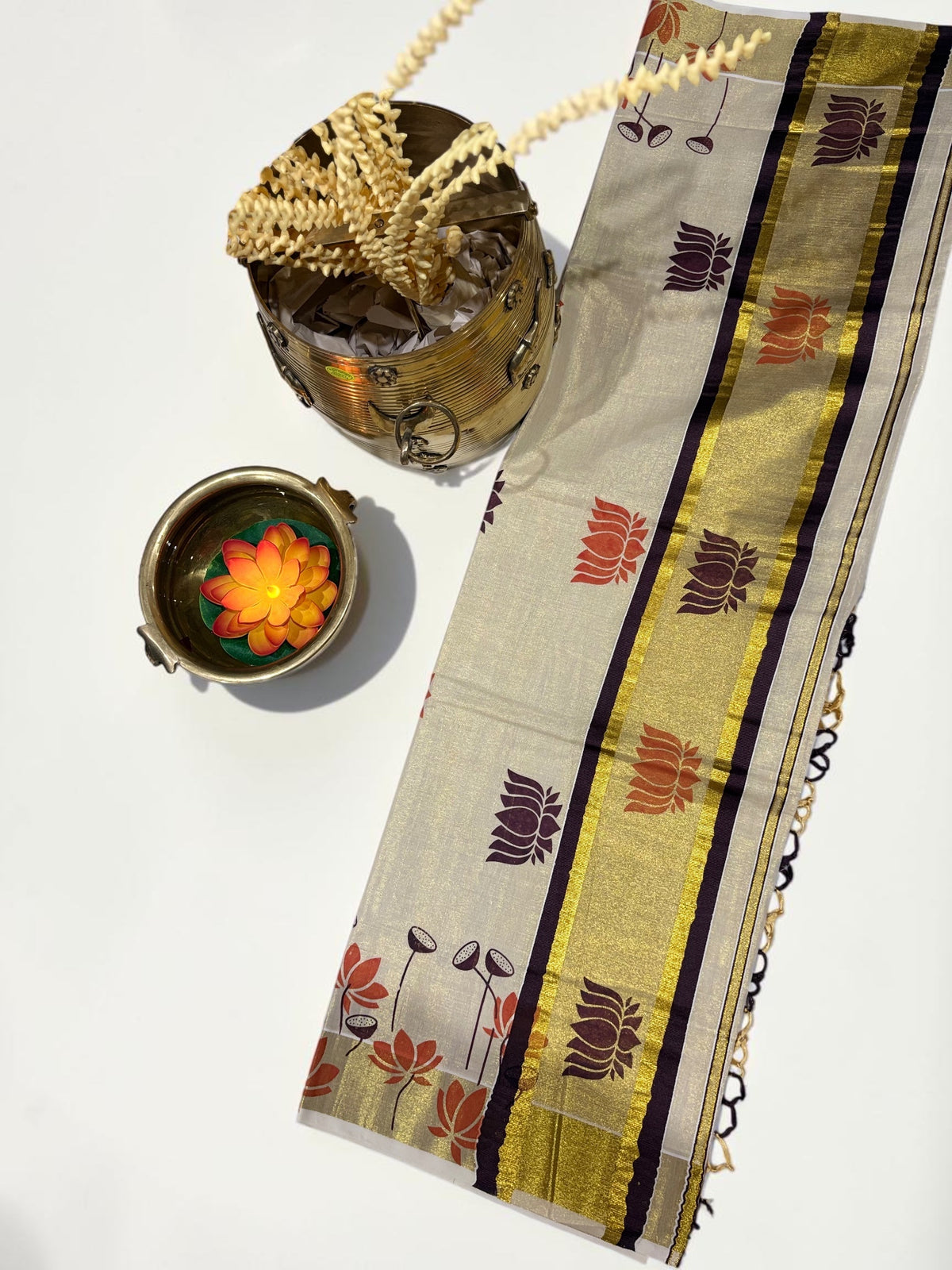 Kerala Saree - Lotus Heritage