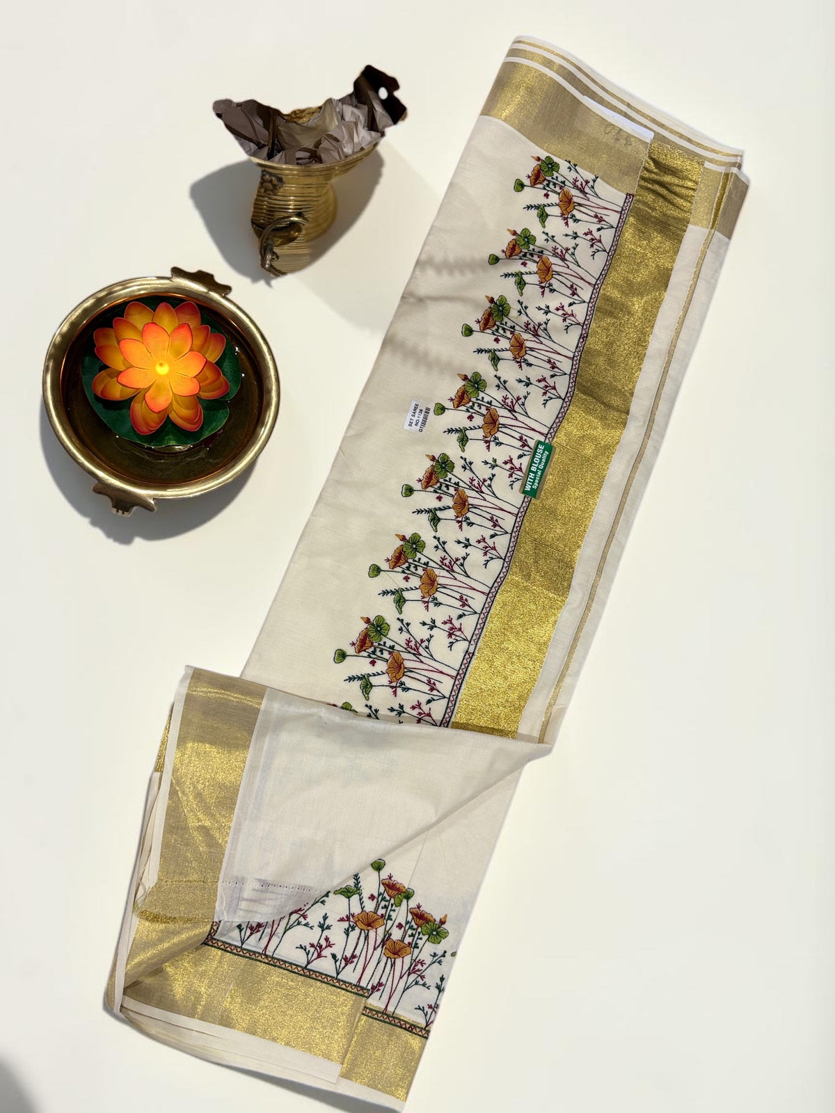 Kerala Saree - Floral Field